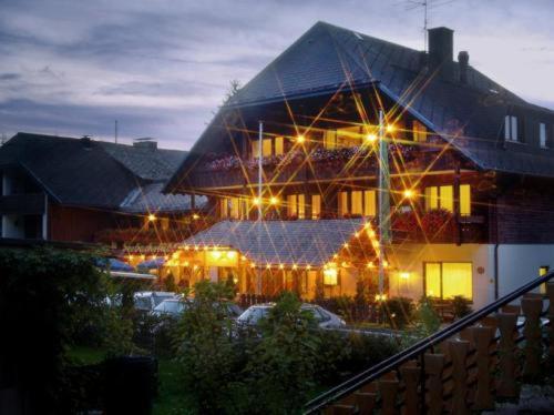 טיטיזי-נוישטאדט Hotel Garni Seebachstueble מראה חיצוני תמונה