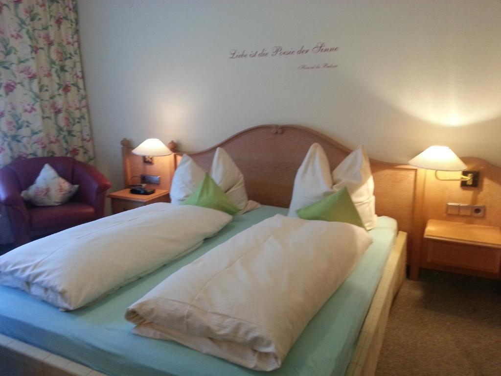 טיטיזי-נוישטאדט Hotel Garni Seebachstueble חדר תמונה