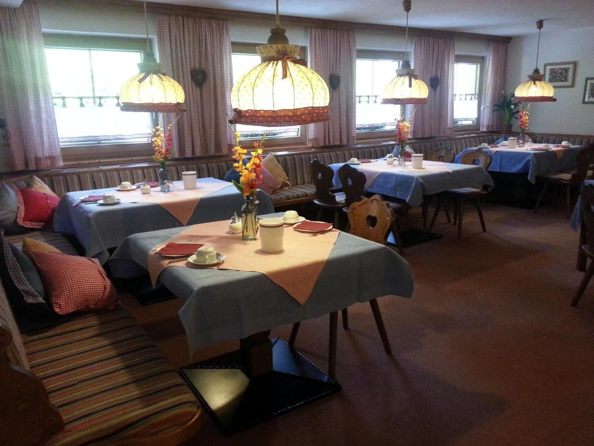 טיטיזי-נוישטאדט Hotel Garni Seebachstueble מראה חיצוני תמונה